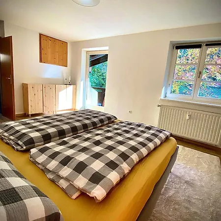 Bergfrieden - Komfortable In Ruhiger Lage Fur 4-6 Personen Apartamento